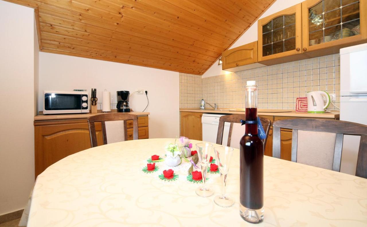 Apartments Mond 고르니 카린 외부 사진